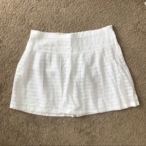 Old Navy Whit Skirt